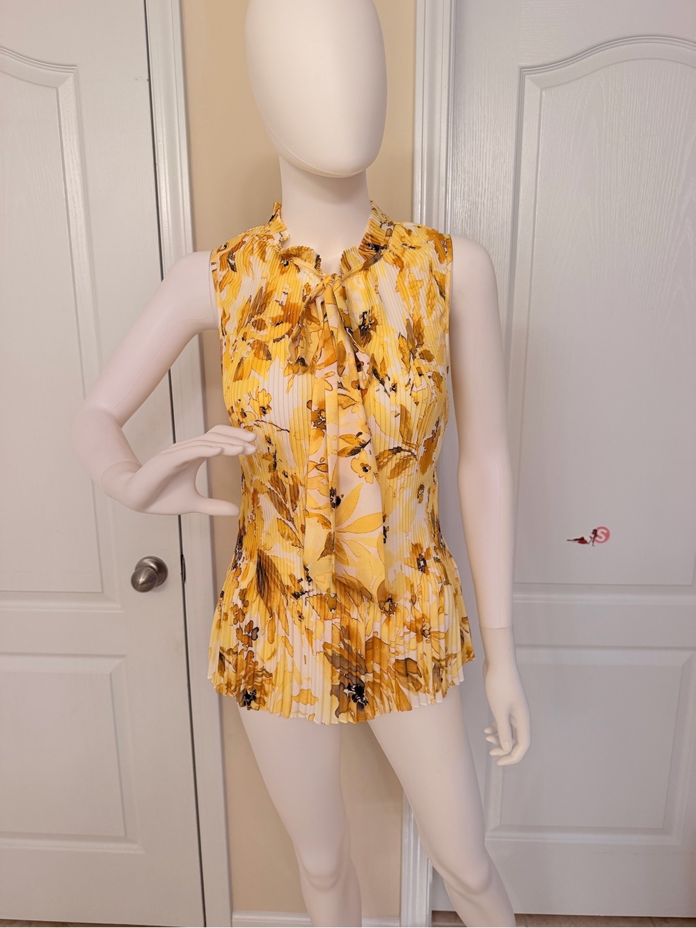 DKNY Yellow Floral Pleated Tie-Neck Camisole